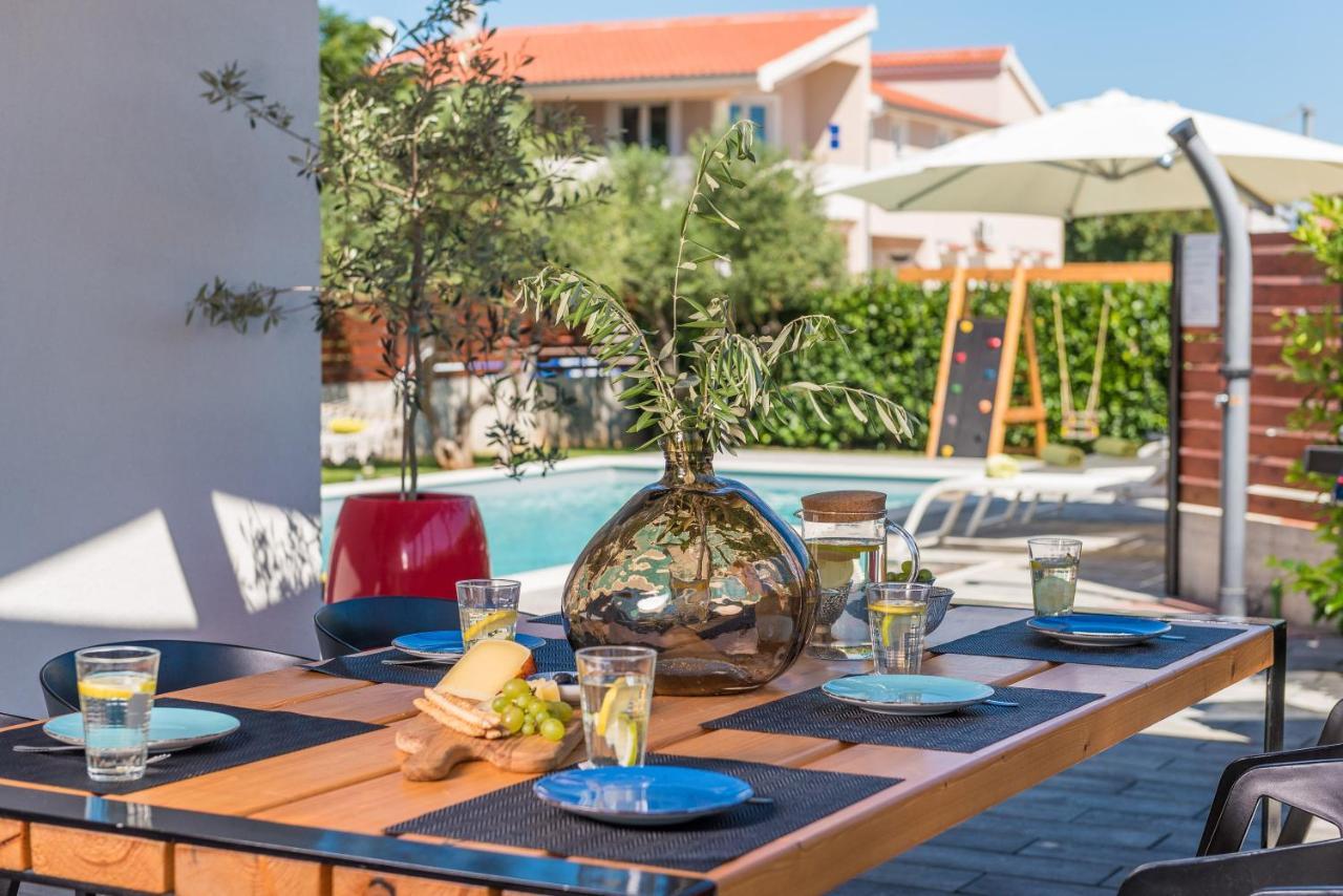 Villa Olea With Heated Pool And Jacuzzi Sukošan 外观 照片