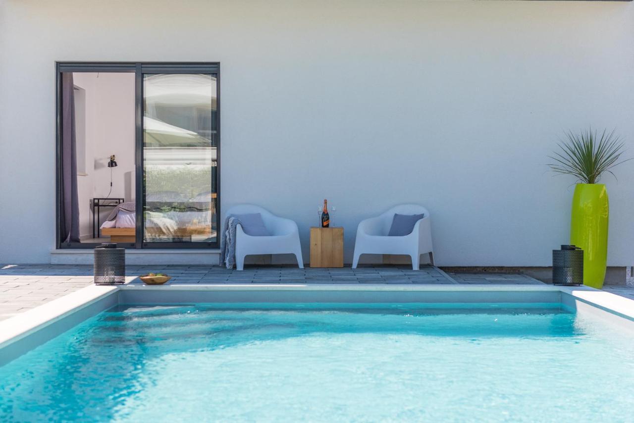 Villa Olea With Heated Pool And Jacuzzi Sukošan 外观 照片
