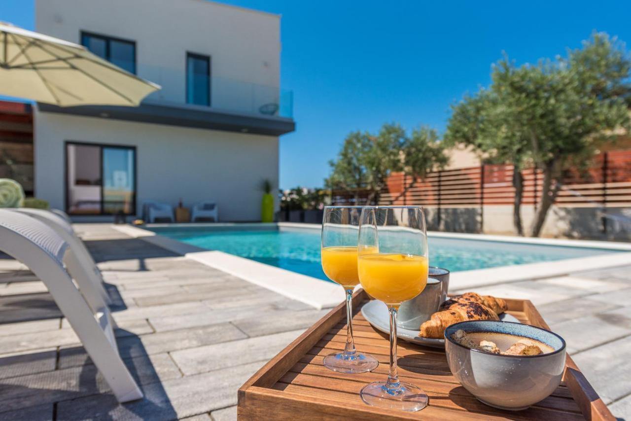 Villa Olea With Heated Pool And Jacuzzi Sukošan 外观 照片