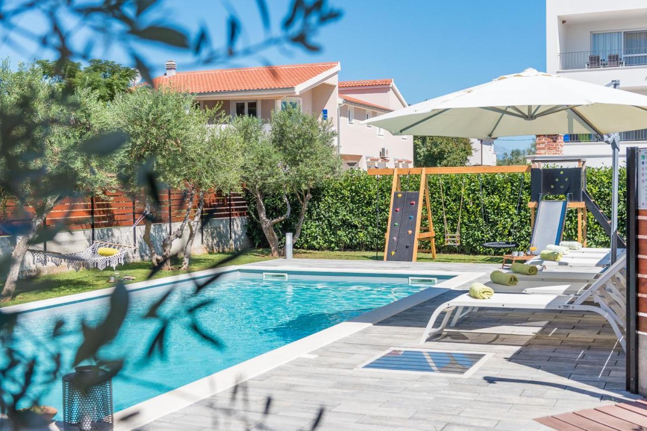 Villa Olea With Heated Pool And Jacuzzi Sukošan 外观 照片