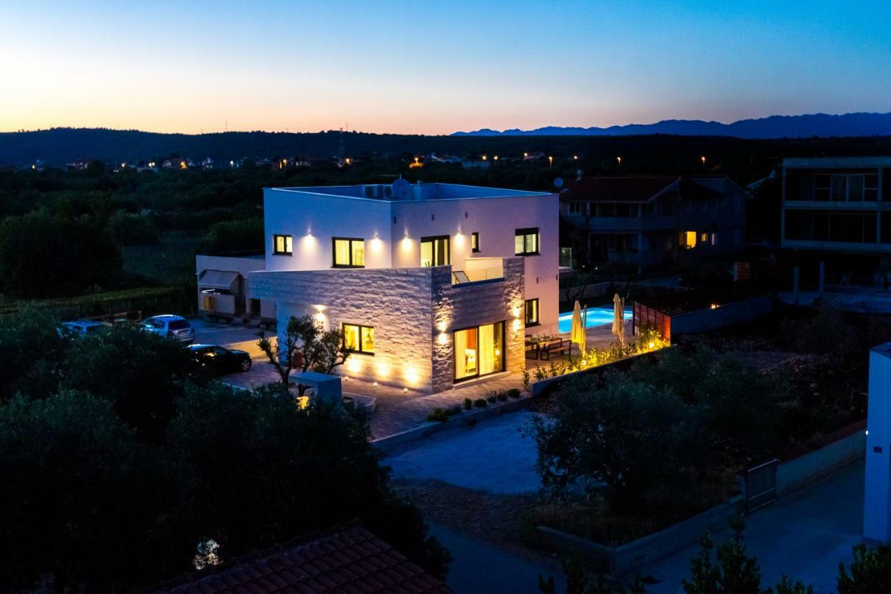 Villa Olea With Heated Pool And Jacuzzi Sukošan 外观 照片